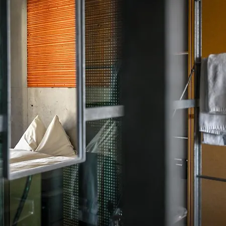 Ochsen By Mountain Otel