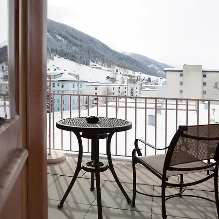 Ochsen By Mountain 3*